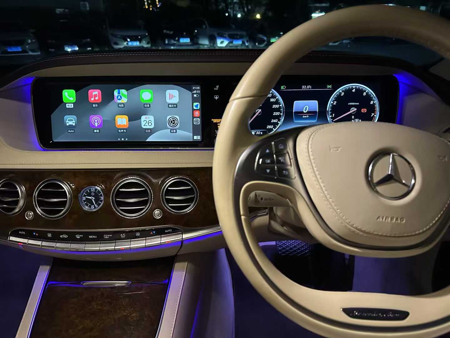 CarPlay interface for Mercedes-Benz NTG 5